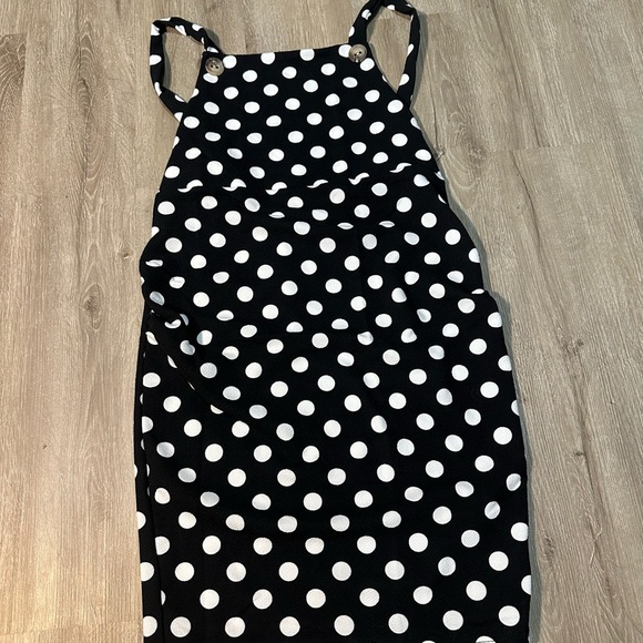 NWT MATERNITY BUNDLE: Polka Dot Dress & Black and White Romper 6 👑 - Picture 1 of 7